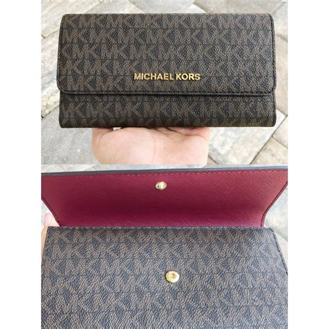 michael kors voyager wallet|michael kors large trifold wallet.